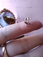 Cargar imagen en el visor de la galería, x046 (piercing)
