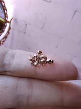 Cargar imagen en el visor de la galería, X039 (piercing)

